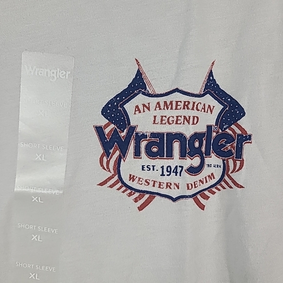 NWT Wrangler Men's An American Legend Western Denim T-Shirt Size XL - Picture 2 of 6